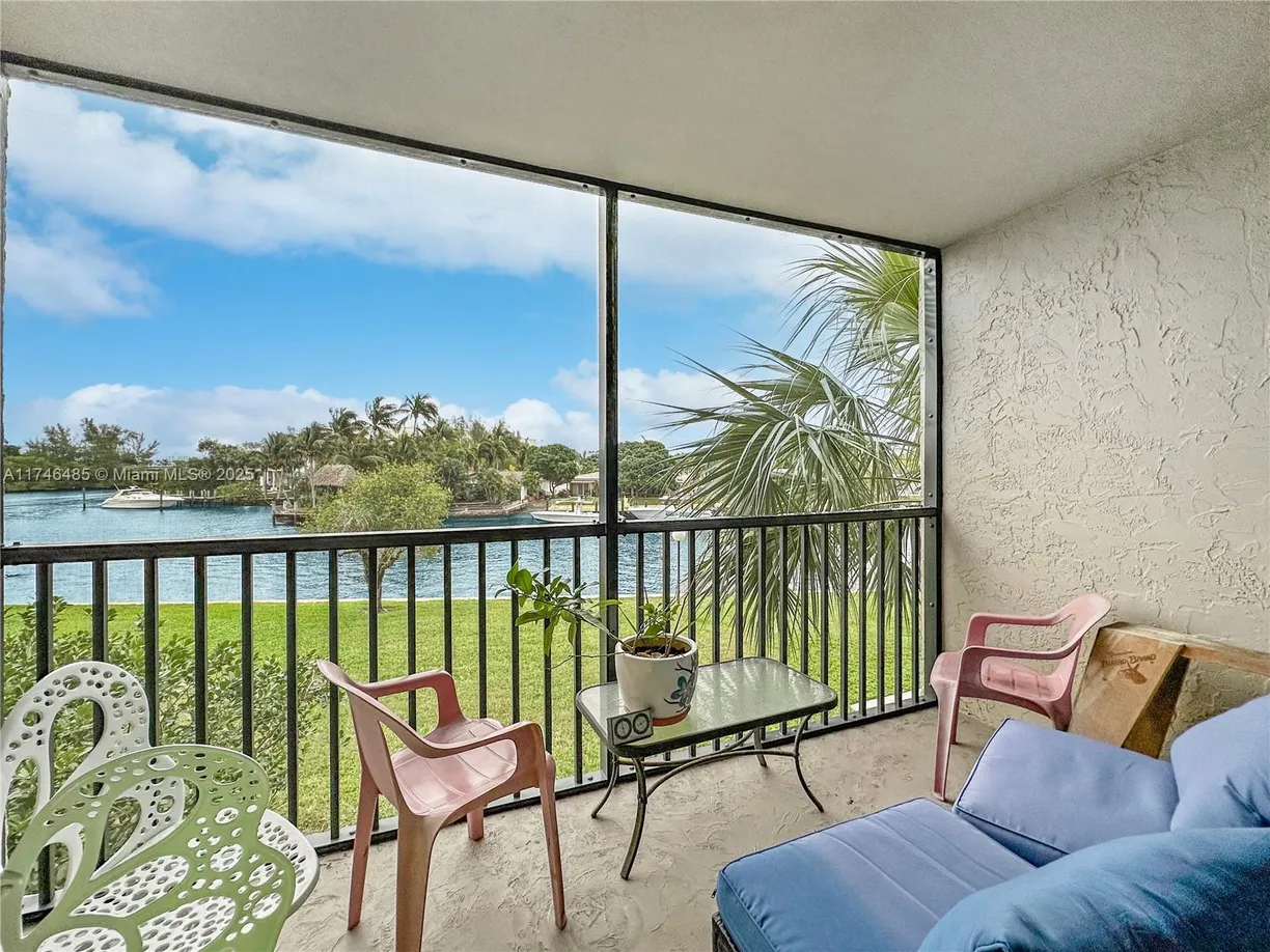 South Florida Real Estate | View 13 Royal Palm Way, 2030 | Listing