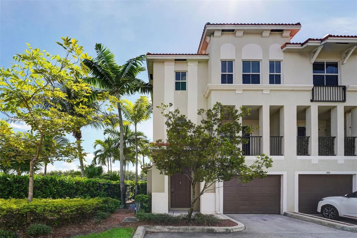 South Florida Real Estate | View 10170 SW 7th St, 35-104 | Listing