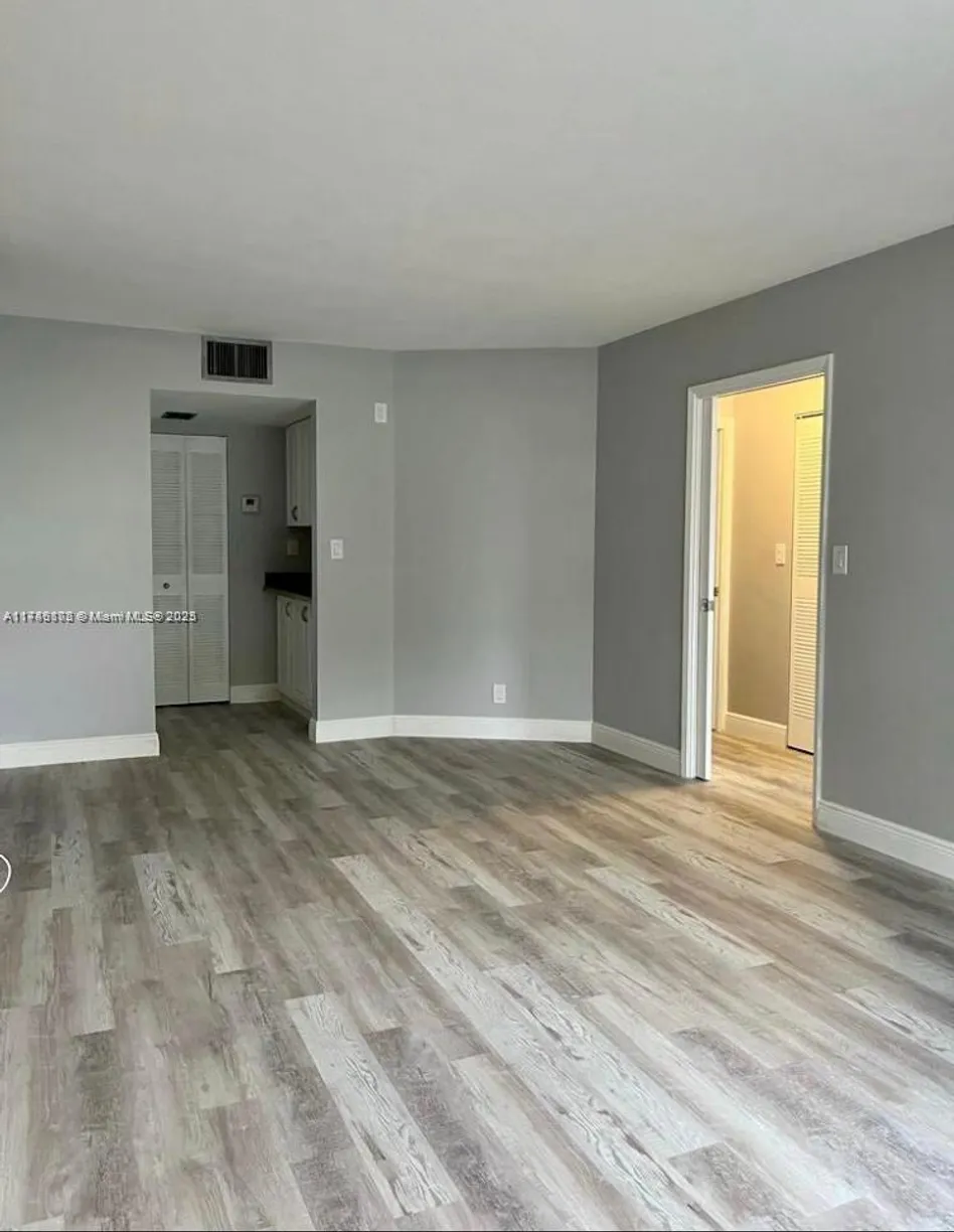 South Florida Real Estate | View 105 Gardens Dr, 104 | Listing