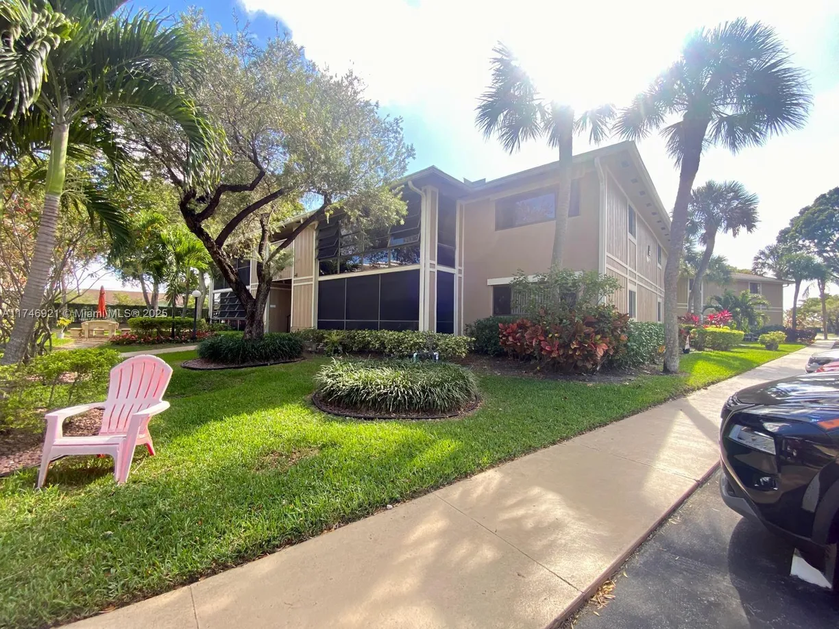 South Florida Real Estate | View 7128 Ashmont Cir, 207 | 2 Beds, 2 Baths