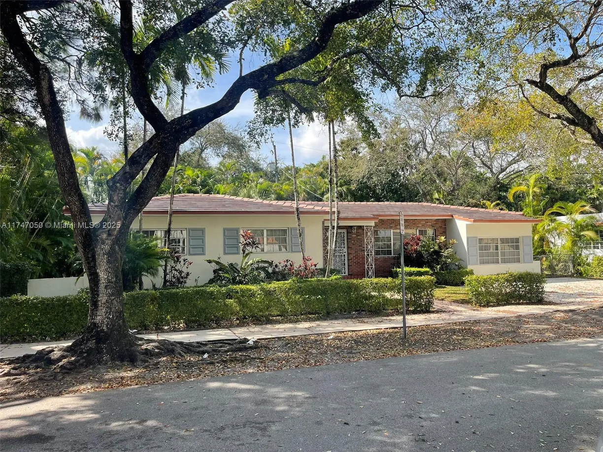 South Florida Real Estate | View 828 Lorca St | 4 Beds, 3 Baths