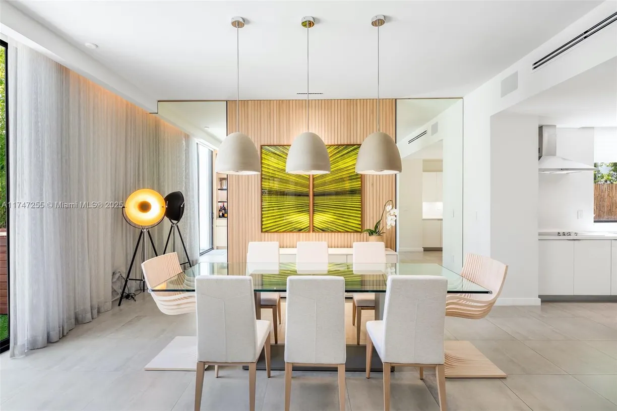 South Florida Real Estate | View 8641 Arboretum Ln | Listing
