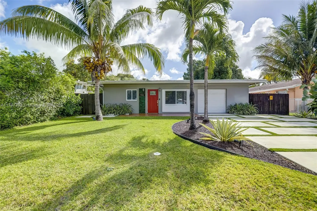 South Florida Real Estate | View 1516 SW 30th Ave | Listing