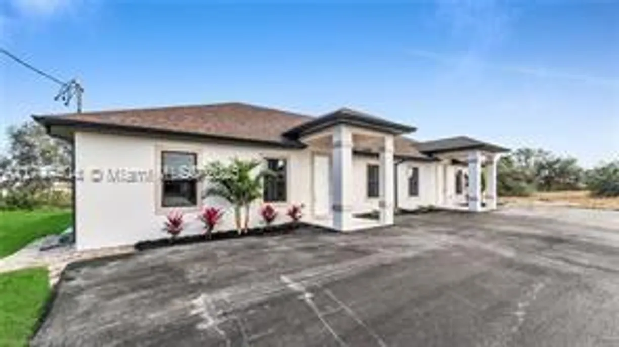 South Florida Real Estate | View 4436/4438 25th st sw | Listing
