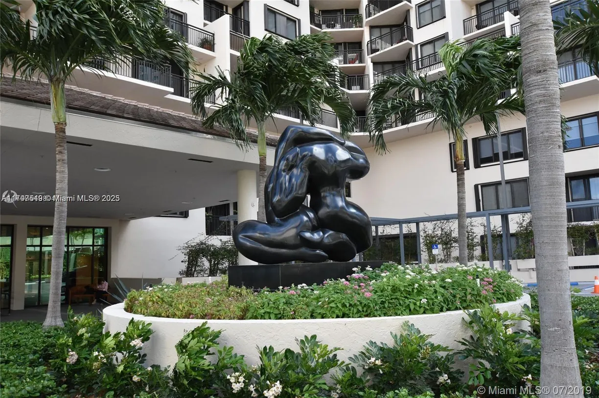 South Florida Real Estate | View 540 Brickell Key Dr, 1600 | Listing