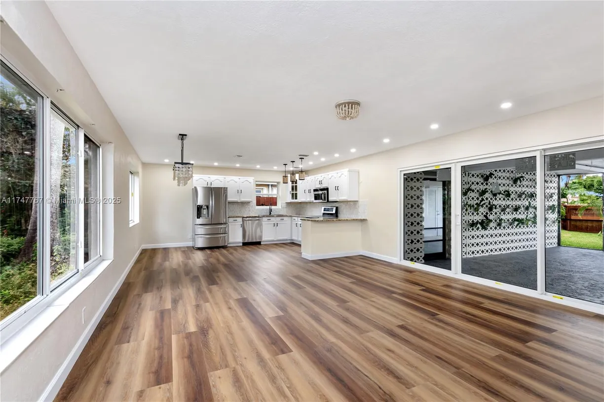 South Florida Real Estate | View 1507 Harding St, 1 | Listing