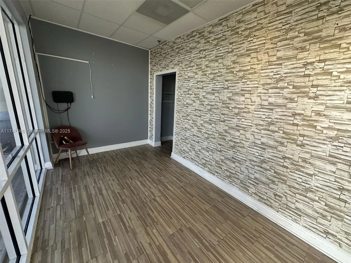 South Florida Real Estate | View 3401 N State Road 7, 4050