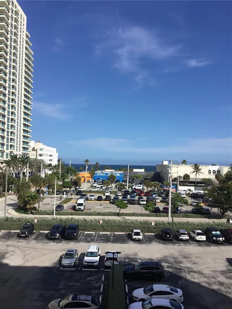 South Florida Real Estate | View 200 S Birch Rd, 512 | 1 Bed, 1 Bath