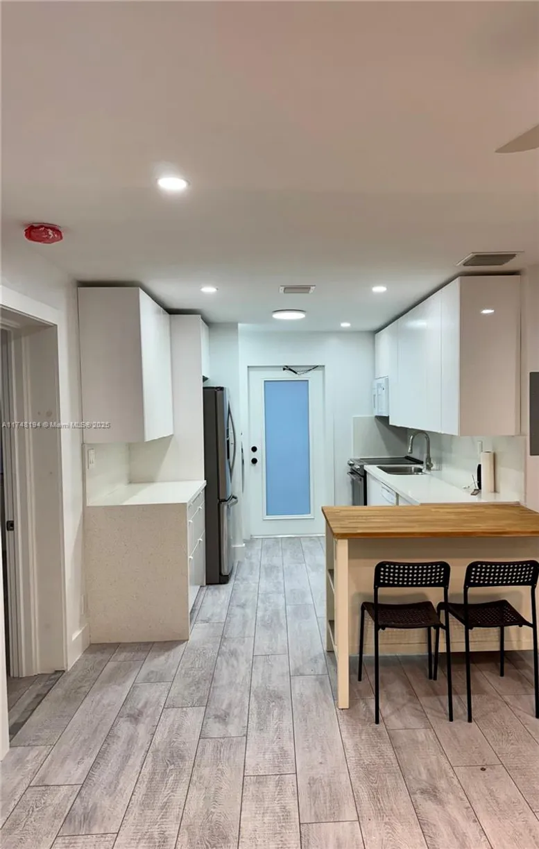South Florida Real Estate | View 705 W Mango St, C | Listing