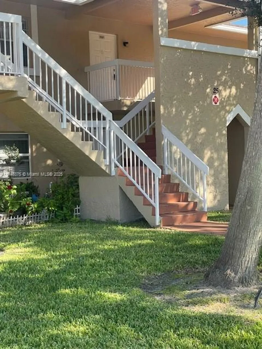 South Florida Real Estate | View 10007 Twin Lakes, 25-0 | 2 Beds, 2 Baths