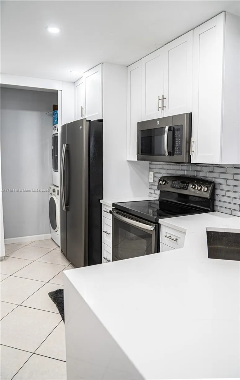 South Florida Real Estate | View 1428 SE 4th Ave, 267 | Listing