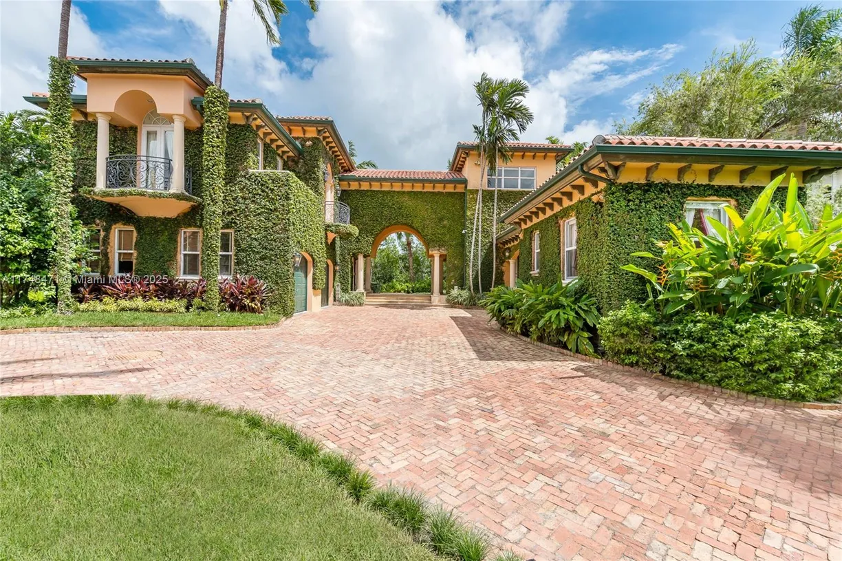 South Florida Real Estate | View 104 Paloma Dr | 7 Beds, 6 Baths