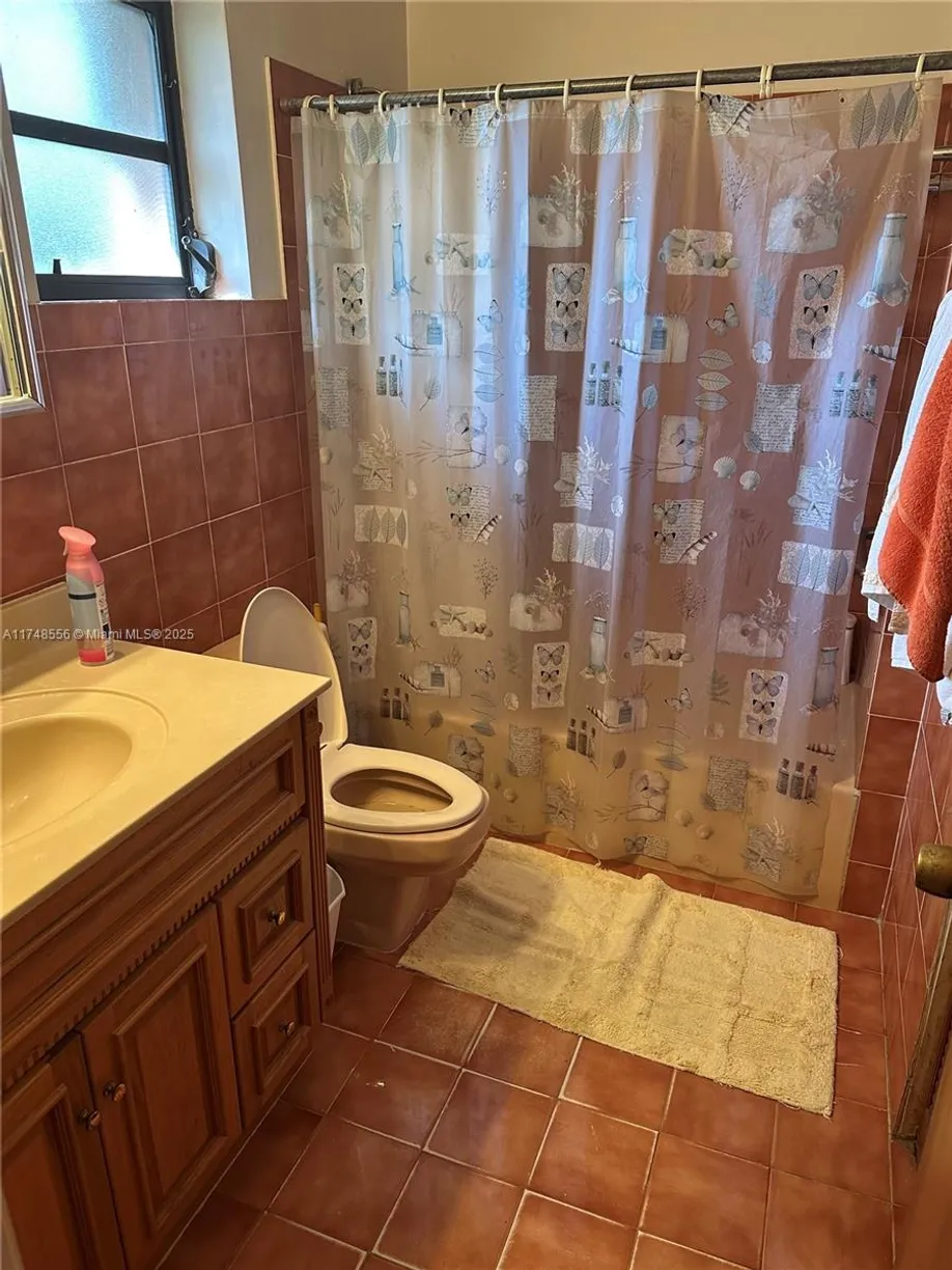South Florida Real Estate | View  | Listing