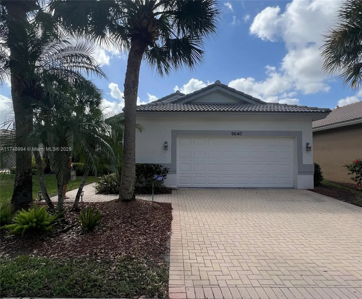 South Florida Real Estate | View 9640 Great Egret Court | 3 Beds, 2 Baths