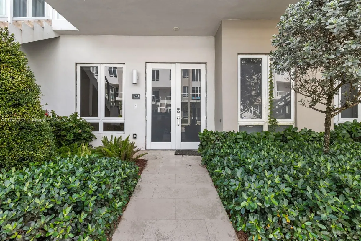 South Florida Real Estate | View 10220 NW 63rd Ter, 108 | 3 Beds, 2 Baths