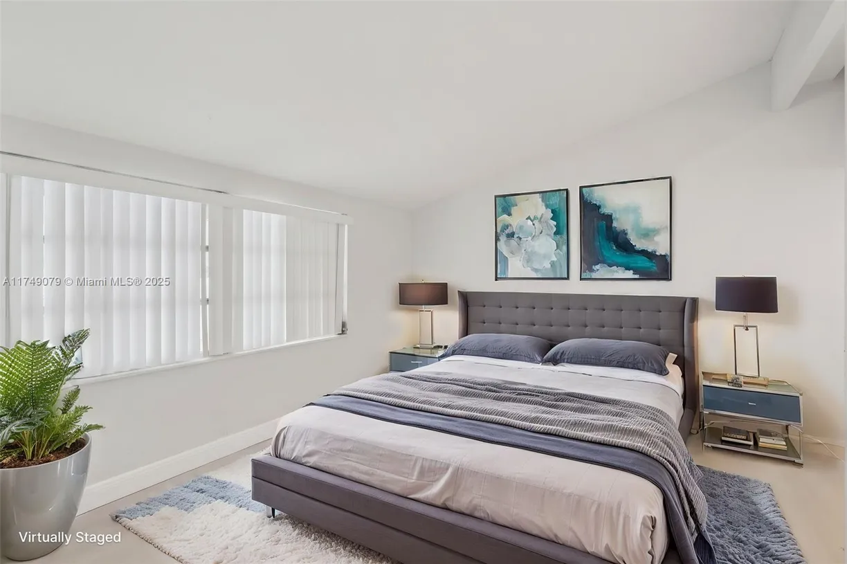 South Florida Real Estate | View 3883 Chickasha Rd | 4 Beds, 2 Baths