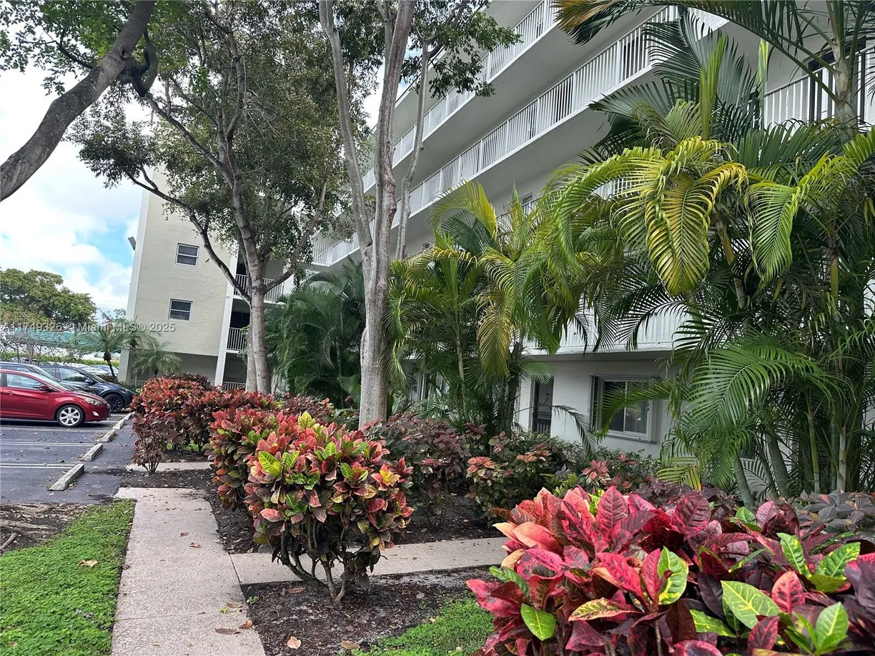 South Florida Real Estate | View 2228 N Cypress Bend Dr, 310 | Listing