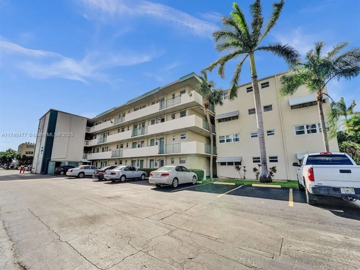 South Florida Real Estate | View 1333 E Hallandale Beach Blvd, 431 | 2 Beds, 2 Baths