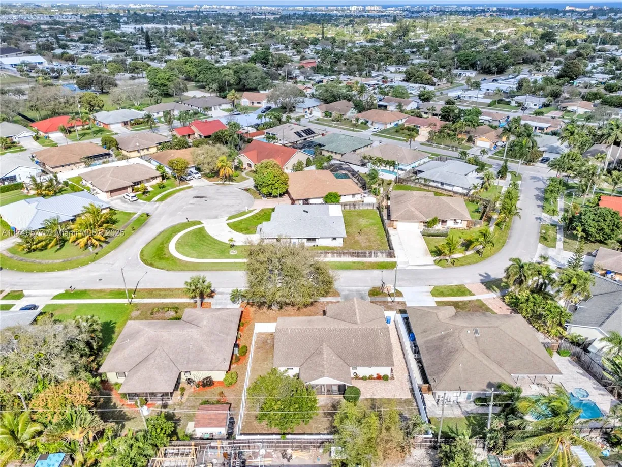 South Florida Real Estate | View 981 Wynndale Way | 3 Beds, 2 Baths