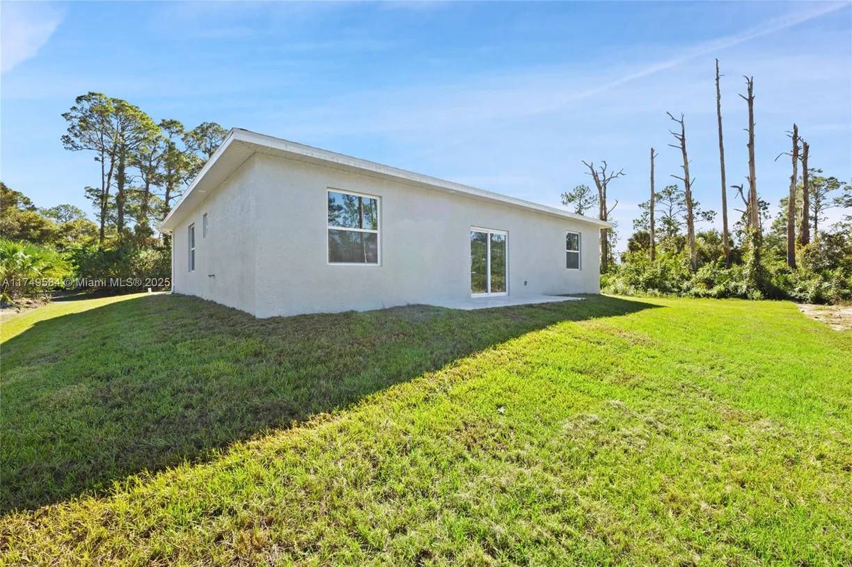 South Florida Real Estate | View  | Listing