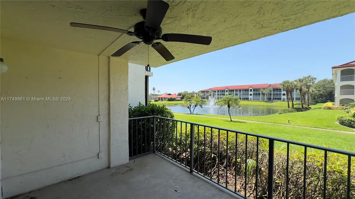 South Florida Real Estate | View 7030 Half Moon Cir, 121 | Listing