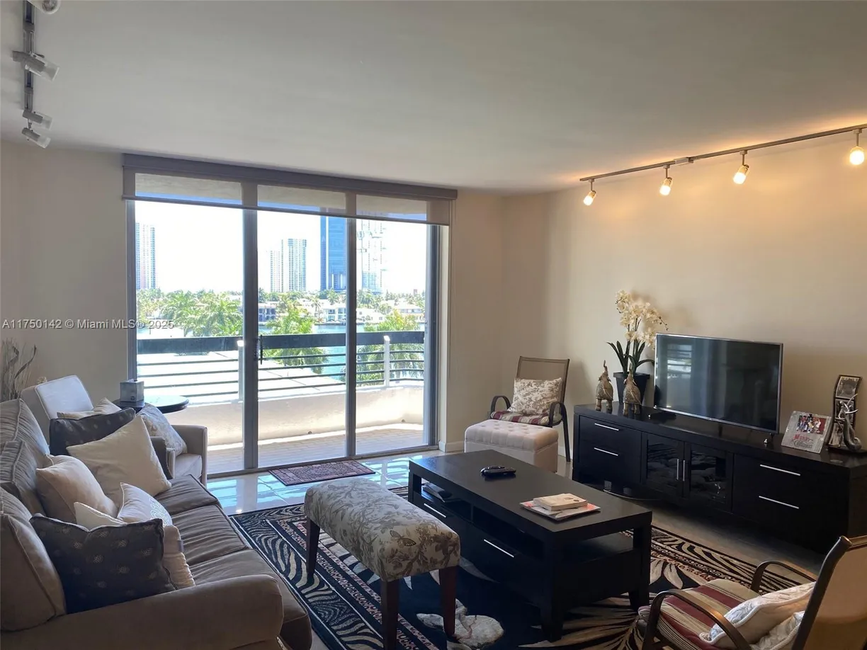 South Florida Real Estate | View 3600 Mystic Pointe Dr, 717 | Listing