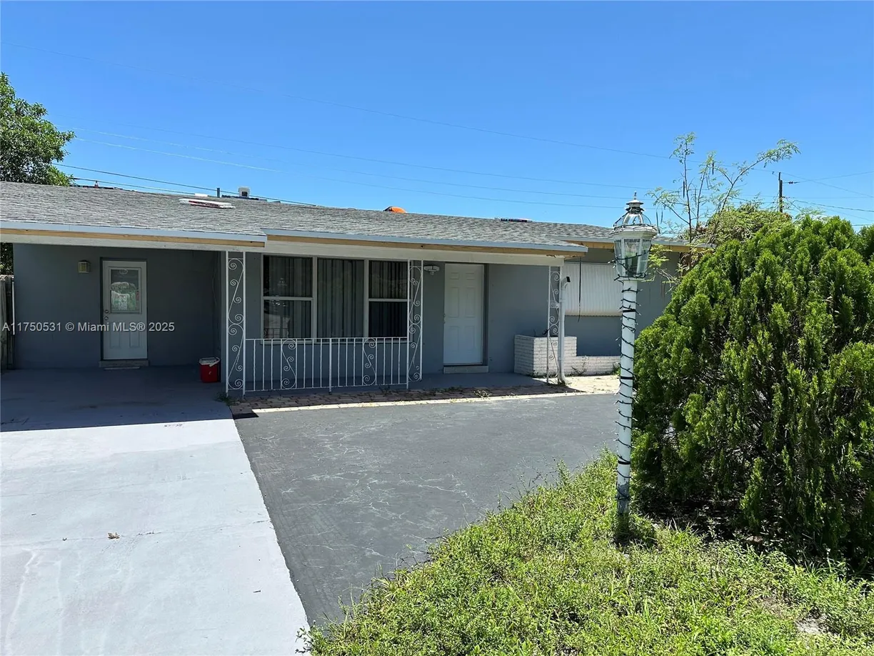 South Florida Real Estate | View 3050 NE 8th Ave | 3 Beds, 1 Bath