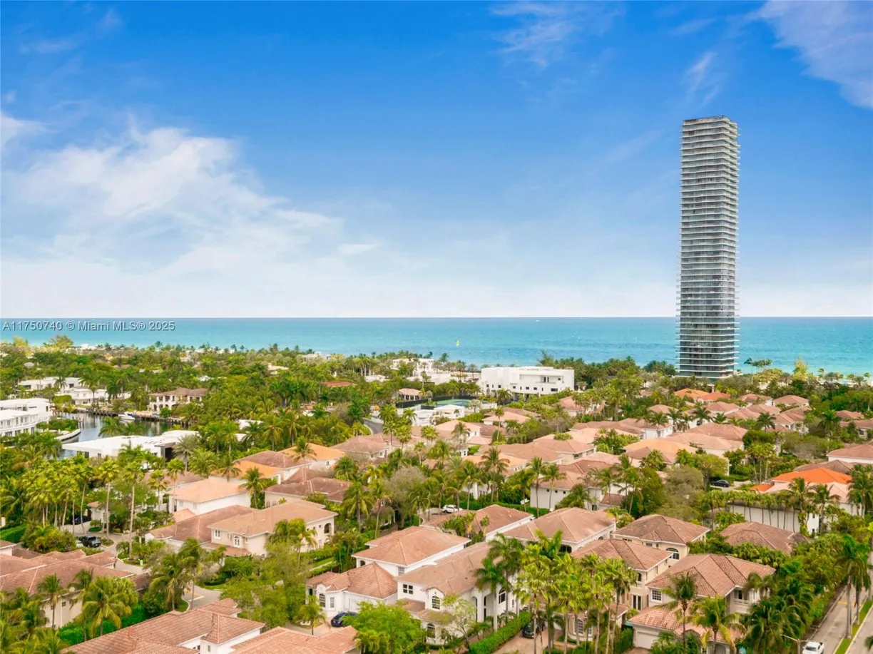 South Florida Real Estate | View 19390 Collins Ave, PH-24 | Listing