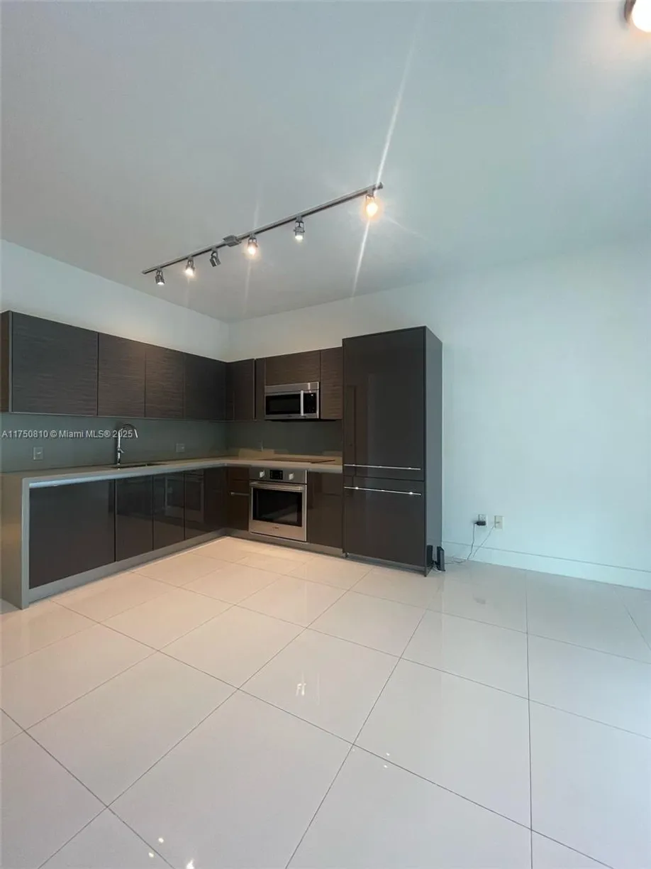 South Florida Real Estate | View 1080 Brickell Ave, 3005 | 1 Bath