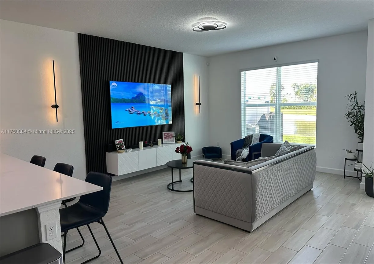South Florida Real Estate | View 4151 Lagoon Shore Dr, 4151 | Listing