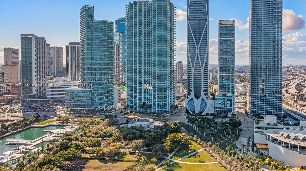 South Florida Real Estate | View 1040 Biscayne Blvd, LPH4407 | 3 Beds, 3 Baths