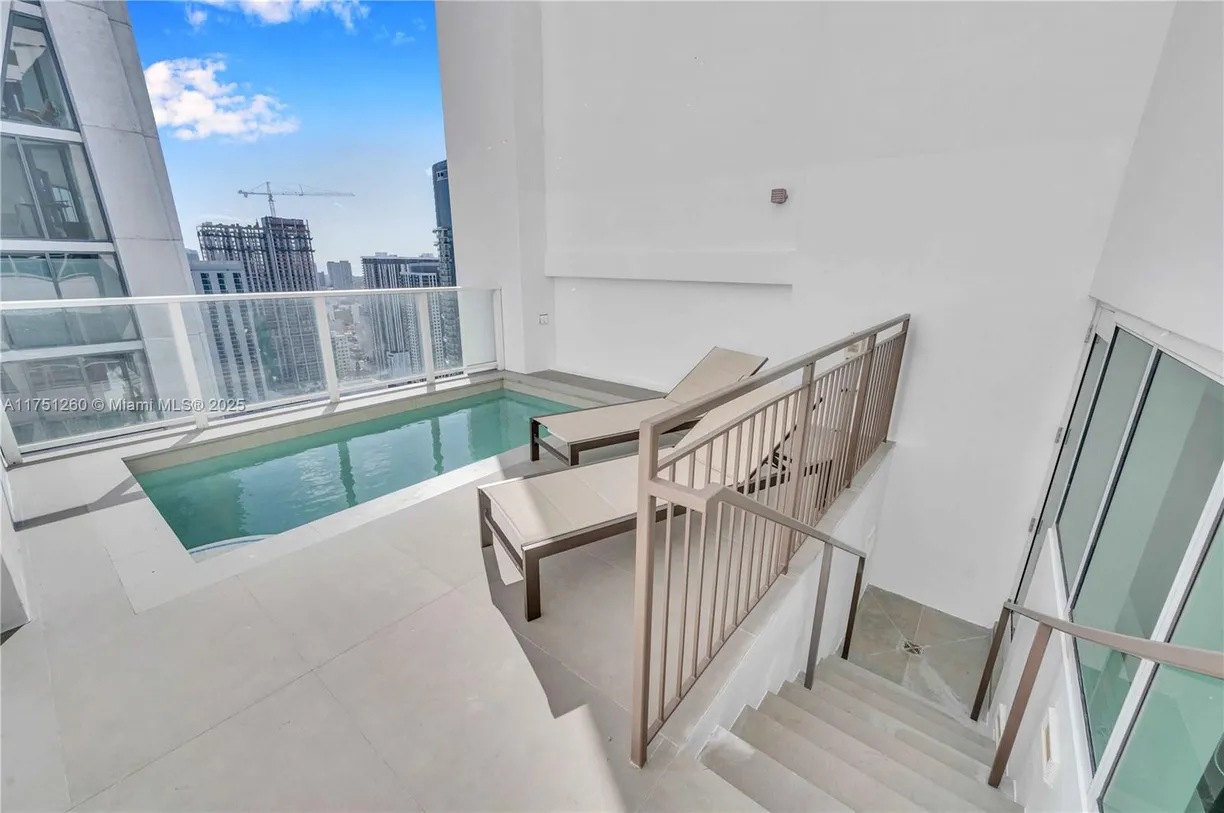 South Florida Real Estate | View 1040 Biscayne Blvd, LPH4407 | Listing