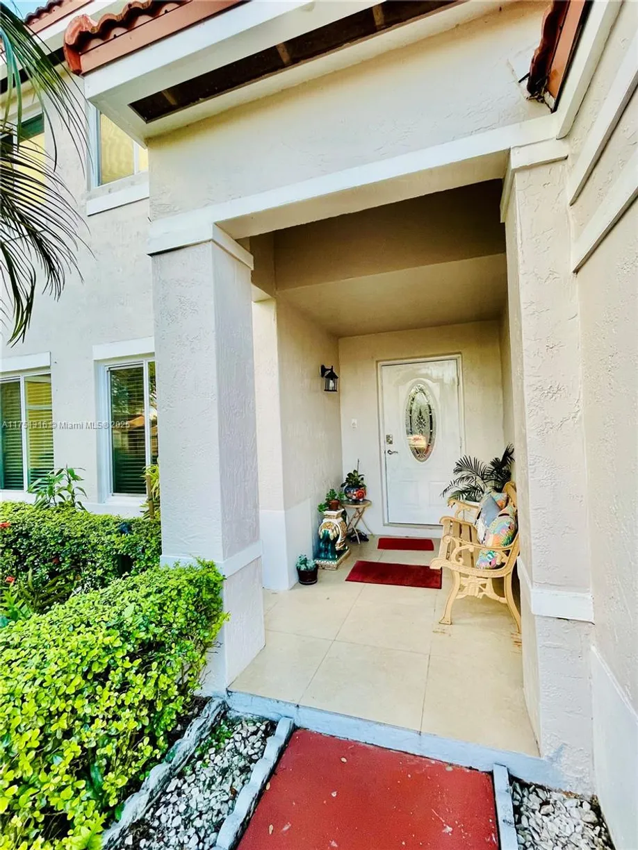South Florida Real Estate | View 16316 SW 97th Ter | Listing