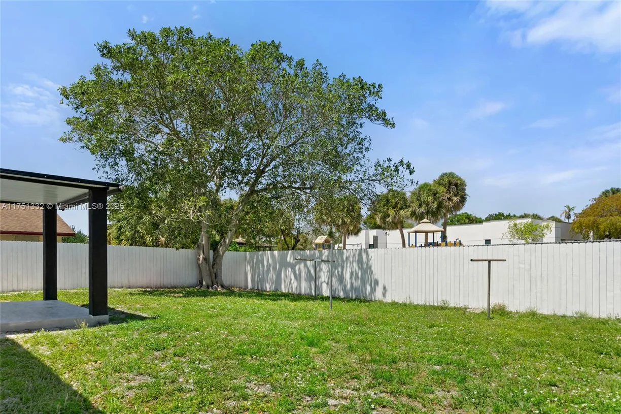 South Florida Real Estate | View 2921 NW 9th St | Listing
