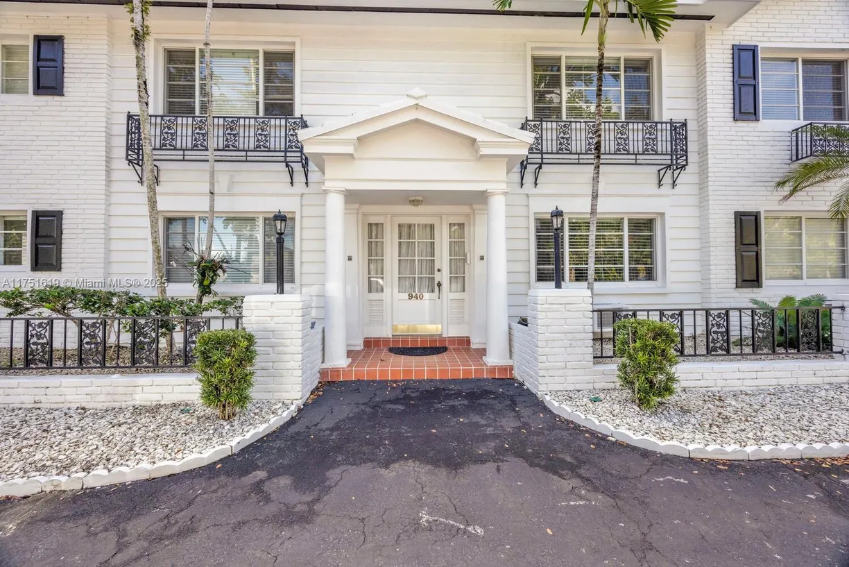South Florida Real Estate | View 940 Sevilla Ave, 108 | Listing