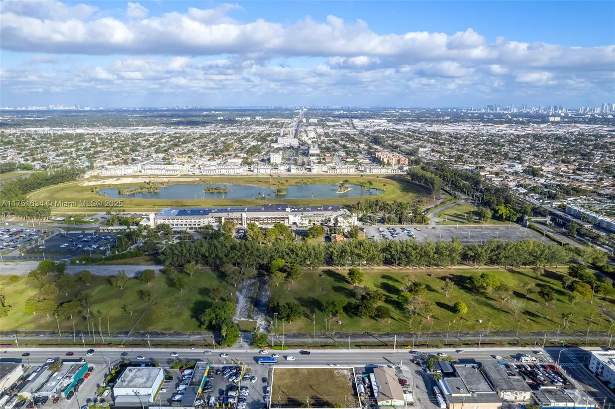 South Florida Real Estate | View 2450 Palm Ave | Listing