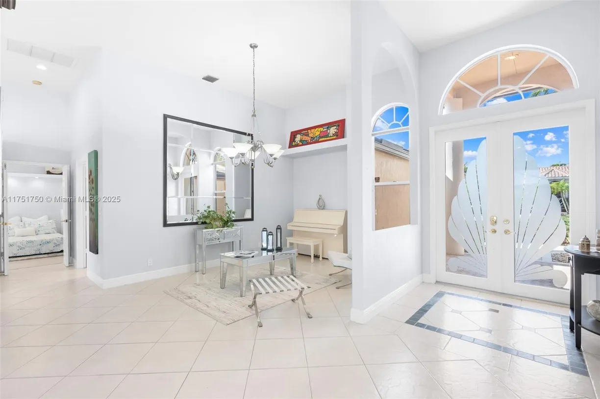 South Florida Real Estate | View 5135 Kensington Cir | Listing