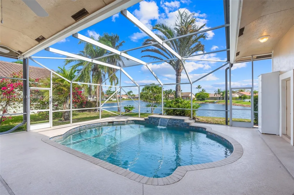 South Florida Real Estate | View 5135 Kensington Cir | Listing
