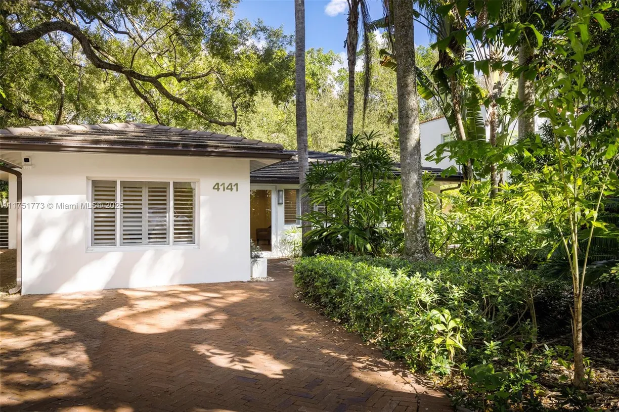 South Florida Real Estate | View 4141 Raynolds Ave | 5 Beds, 3 Baths