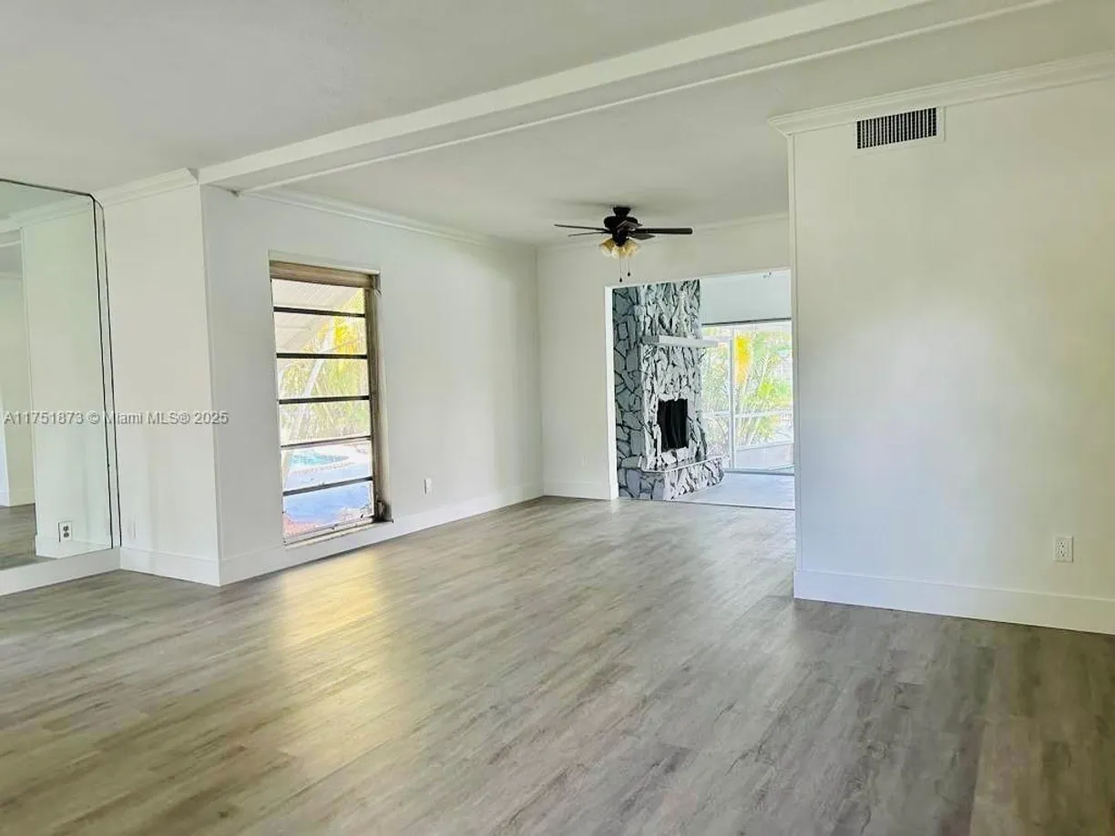 South Florida Real Estate | View 6900 NW 78th St | Listing