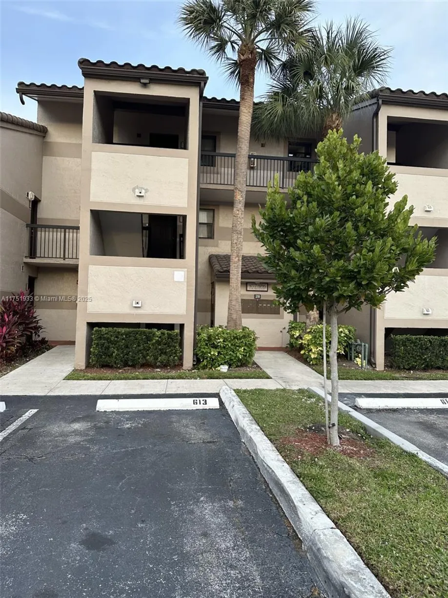 South Florida Real Estate | View 9783 Nob Hill Ct, 9783 | Listing