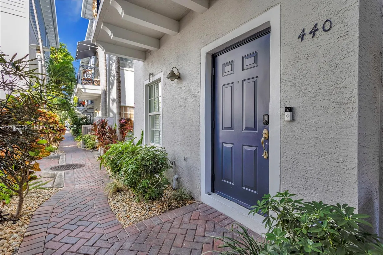 South Florida Real Estate | View 440 NE 2nd Ave, 29 | Listing
