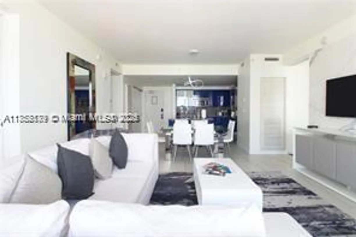 South Florida Real Estate | View 3101 Bayshore Dr, 1906 | Listing