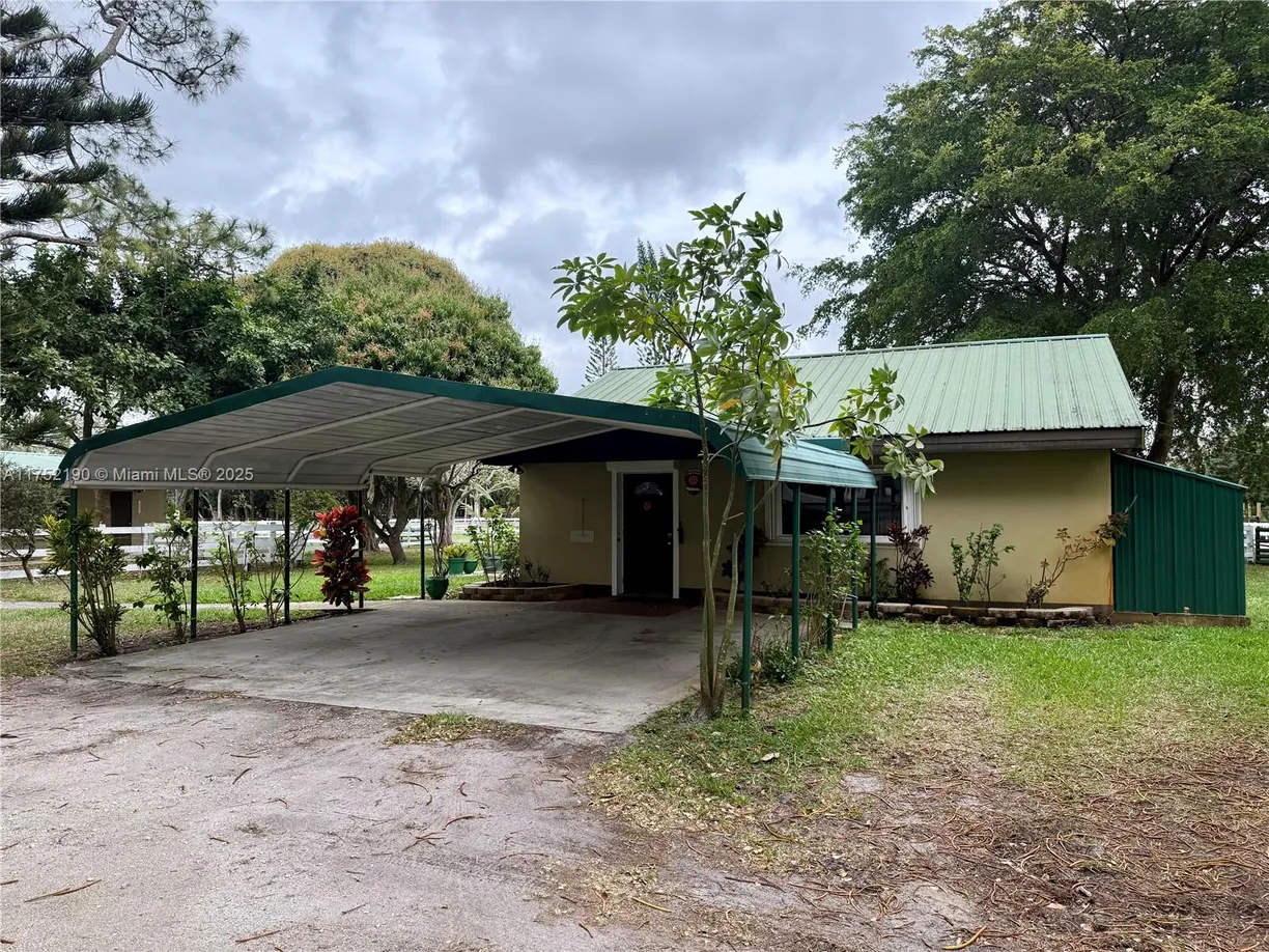 South Florida Real Estate | View 5710 SW 133rd Ave | 2 Beds, 2 Baths
