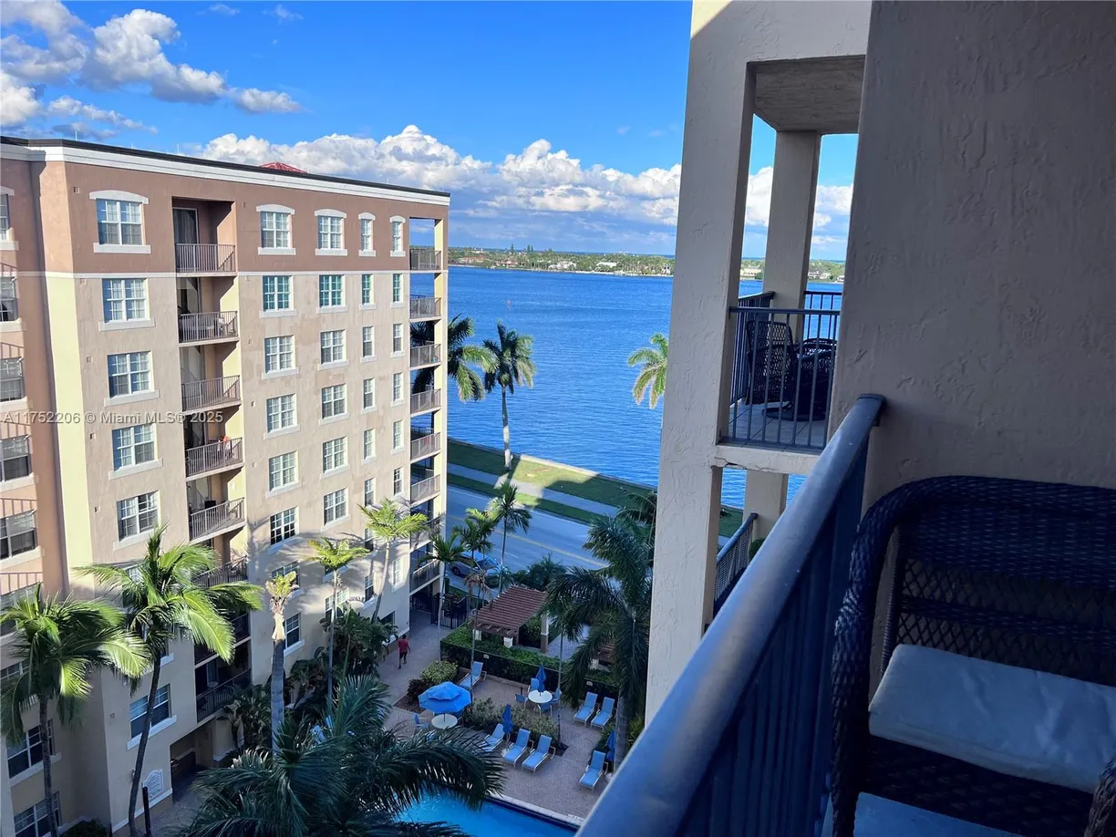 South Florida Real Estate | View 1801 N Flagler Dr, 905 | Listing