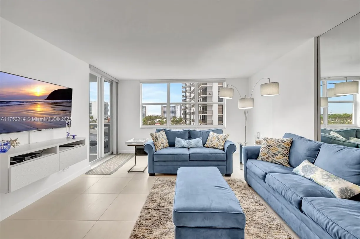 South Florida Real Estate | View 3015 N Ocean Blvd, 5B | Listing