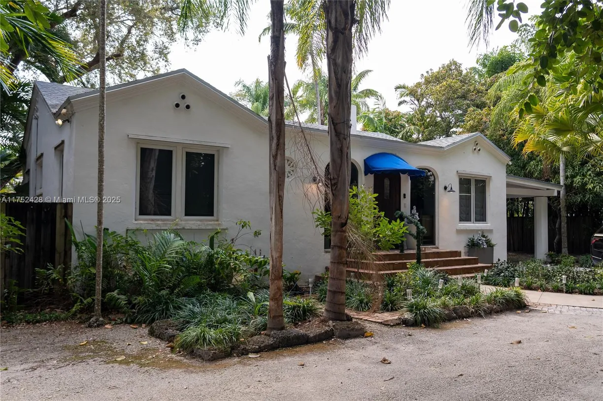 South Florida Real Estate | View 5400 Sunset Dr | 3 Beds, 1 Bath
