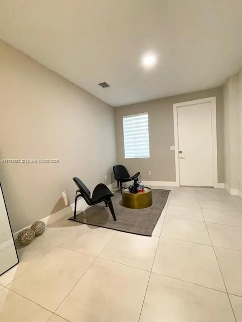 South Florida Real Estate | View  | Listing