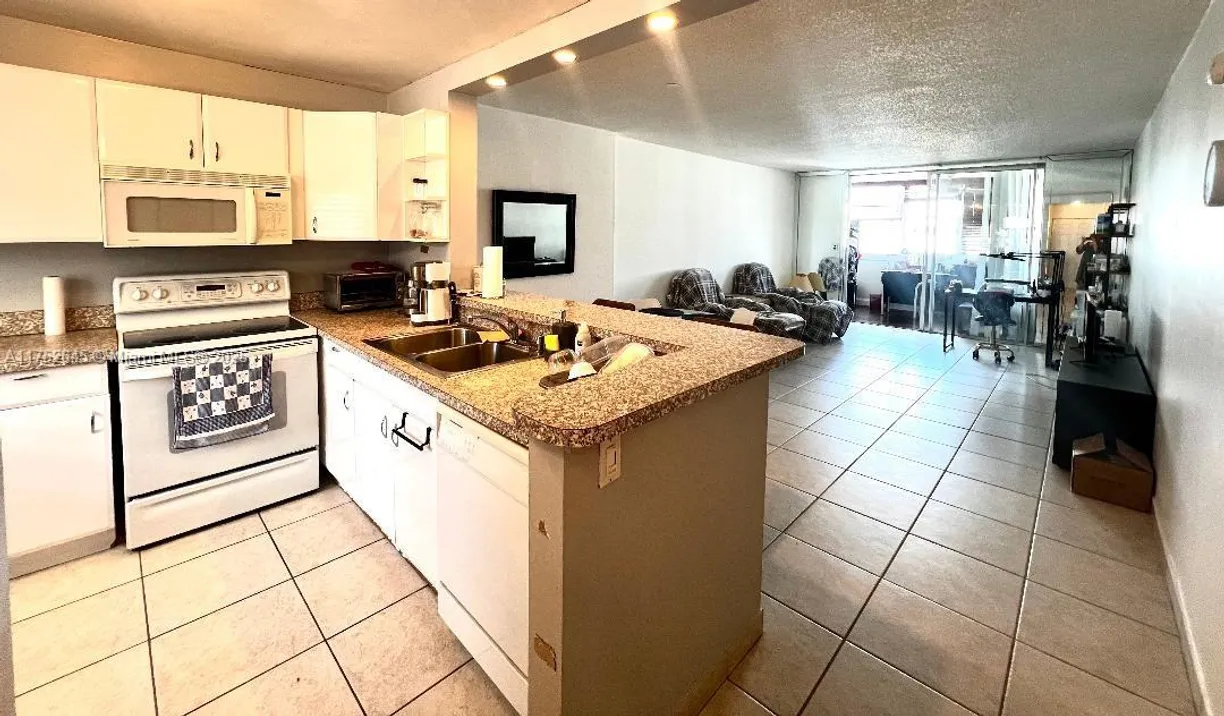 South Florida Real Estate | View 609 NE 14th Ave, 704 | Listing