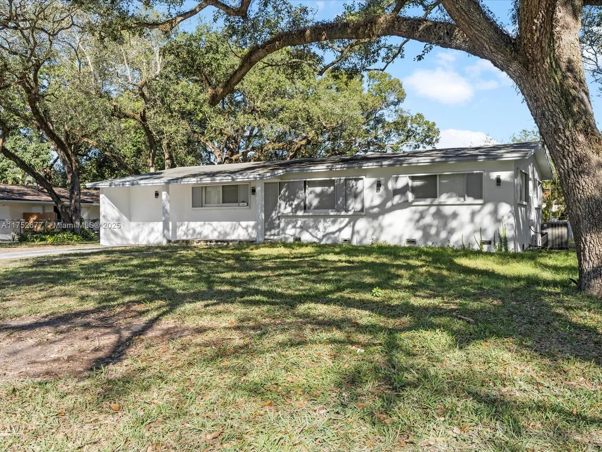 South Florida Real Estate | View 4121 SW 54th Ct | 4 Beds, 3 Baths